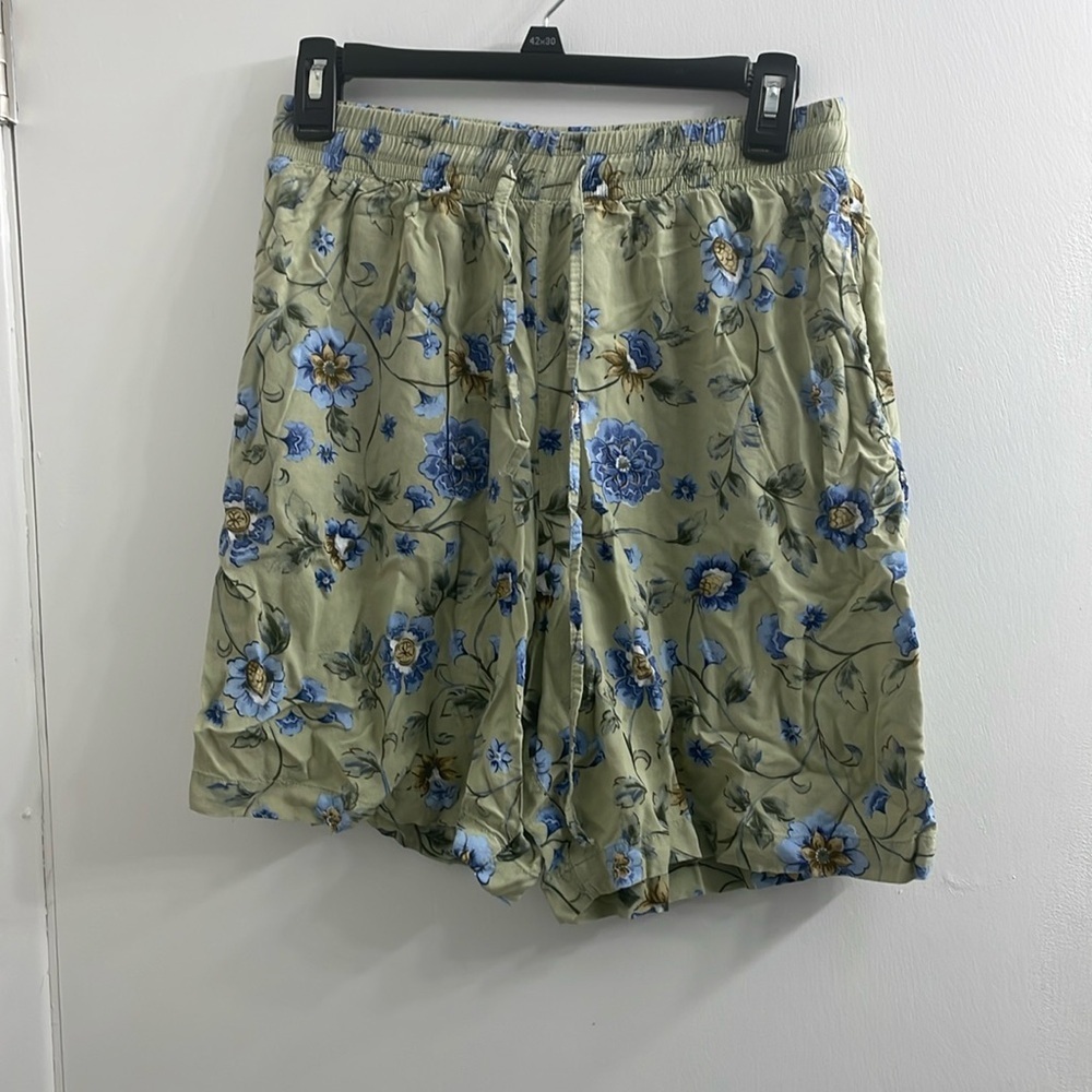 New Look Green and Blue Flat Front Shorts